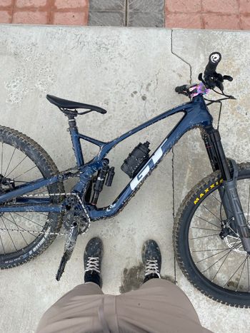 Used GT Force Carbon Pro LE 2022 2022 Mountainbike, Blue, 29 — image 3 of 13