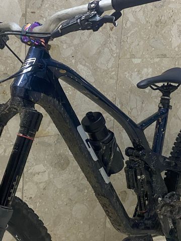 Used GT Force Carbon Pro LE 2022 2022 Mountainbike, Blue, 29 — image 5 of 13