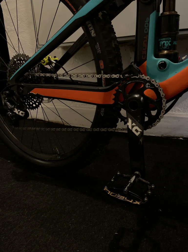 Used Scott Genius 900 Tuned 2018 Mountainbike, Orange — image 2 of 3