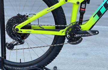 Used Trek Slash 9.8 2019 2019 Mountainbike, Blue, 29 — image 7 of 8