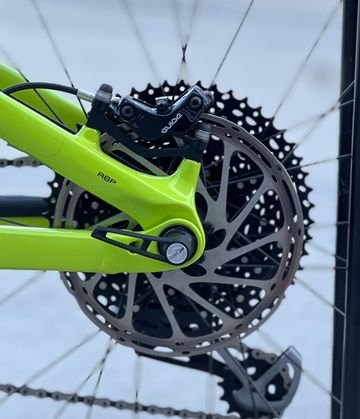 Used Trek Slash 9.8 2019 2019 Mountainbike, Blue, 29 — image 4 of 8
