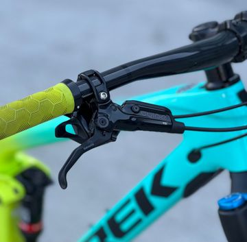 Used Trek Slash 9.8 2019 2019 Mountainbike, Blue, 29 — image 3 of 8