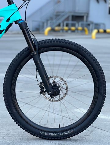 Used Trek Slash 9.8 2019 2019 Mountainbike, Blue, 29 — image 5 of 8
