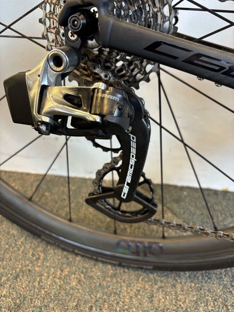 Used Colnago C60 2014 Road & Gravel, Black — image 5 of 9