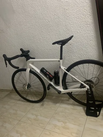 Used Orbea ORCA M40 2022 Road & Gravel, White — image 3 of 3