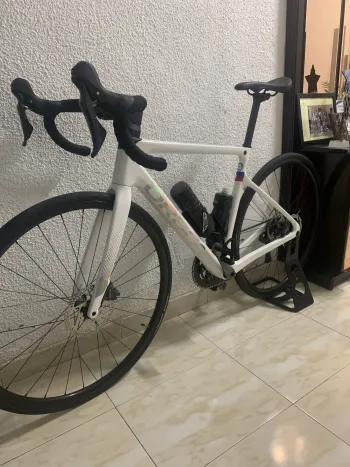 Used Orbea ORCA M40 2022 Road & Gravel, White — image 2 of 3