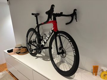Brugt Trek Émonda SL 6 Disc Pro 2022 2022 Road & Gravel — billede 4 af 5