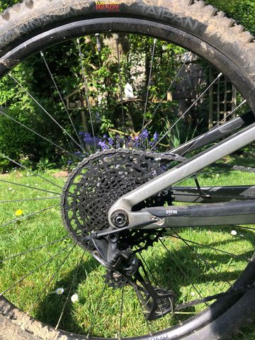 Trek Top Fuel 9.7 2021 2021 Mountainbike d'occasion — image 3 sur 4