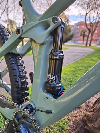 Used YT Industries Izzo CORE 3 29 2022 2022 Mountainbike, Green, 29 — image 3 of 11