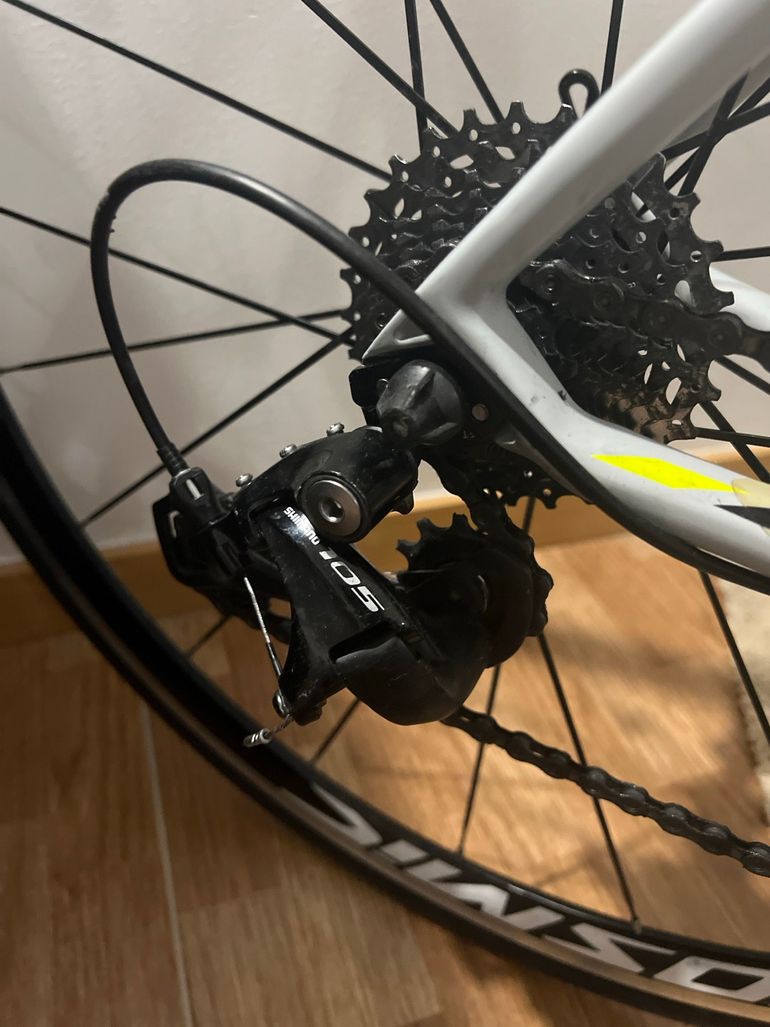 Used Scott CR1 20 2017 2017 Road & Gravel, Light Gray — image 3 of 9