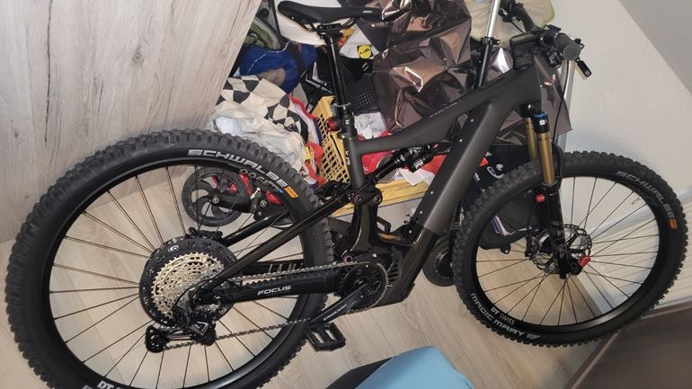 Used Focus Jam² 8.9 2024 2024 Mountainbike, Black — image 3 of 3