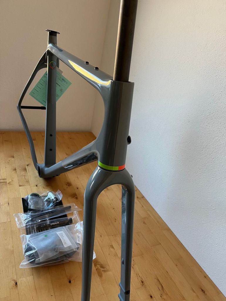 Used Open Open WI.DE 2025 Road & Gravel, Light Gray — image 6 of 12