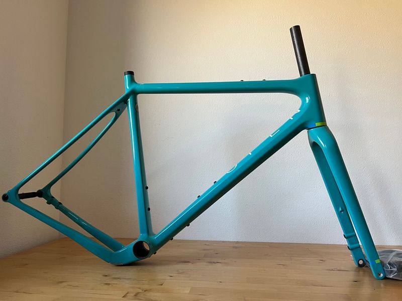 Used Open Wi.de 2024 Road & Gravel