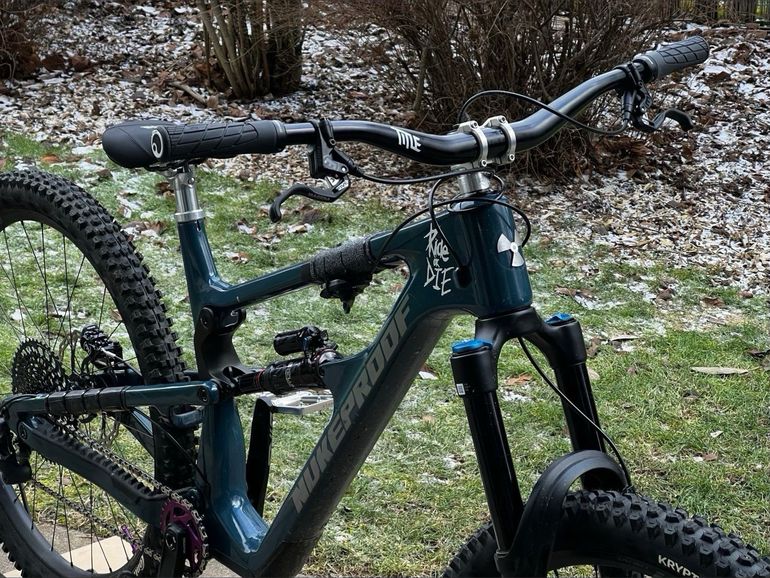 Gebrauchtes Nukeproof Mega 290 Carbon RS 2021 2021 Mountainbike, Blau, 29 — Bild 2 von 15