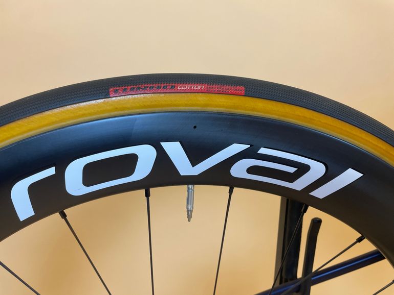 Used Specialized Tarmac SL8 Pro - Shimano Ultegra Di2 2024 2024 Road & Gravel — image 9 of 18