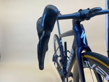 Used Specialized Tarmac SL8 Pro - Shimano Ultegra Di2 2024 2024 Road & Gravel — image 4 of 18