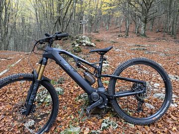 Used R RAYMON FullRay 150E 11.0 2022 2022 Mountainbike, Black, 29 — image 2 of 3