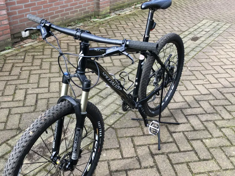 Used Specialized Rockhopper 2009 Mountainbike, Black — image 1 of 3