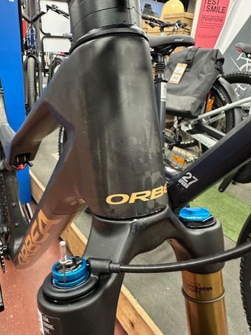 Brugt ORBEA OIZ M-PRO 2025 2025 Mountainbike — billede 4 af 12