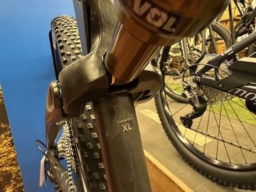 Brugt ORBEA OIZ M-PRO 2025 2025 Mountainbike — billede 5 af 12