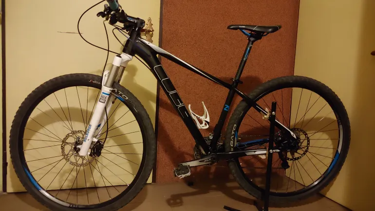 Used CUBE LTD Pro 2015 Mountainbike, Black — image 1 of 7