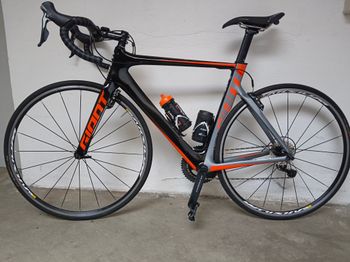Used Giant Propel Advanced 1 2016 2016 Road & Gravel, Black — image 3 of 3