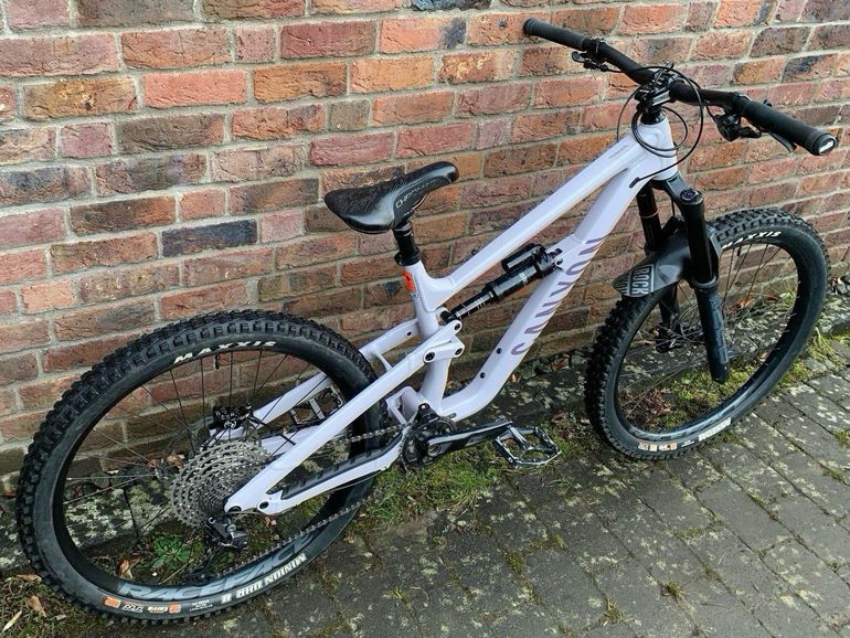 Used Canyon Torque Park AL 6 2024 2024 Mountainbike, White, 27.5 — image 4 of 15