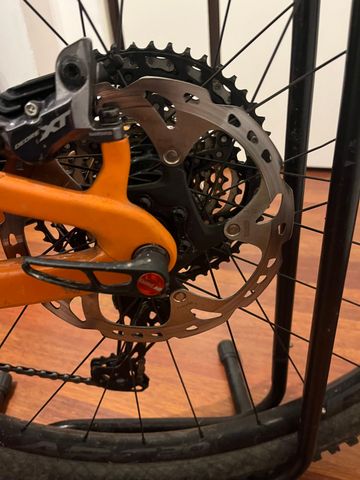 Brugt Santa Cruz HIGHTOWER XT / Carbon C / 29 2022 2022 Mountainbike — billede 5 af 5