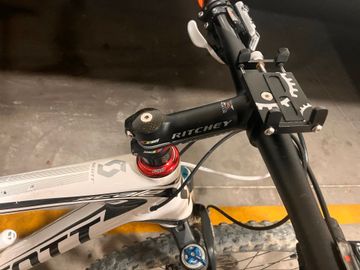 Used Scott Scale 20 2012 Mountainbike, White — image 2 of 6