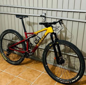 Używany Specialized Men's Epic Expert 2019 2019 Mountainbike — zdjęcie 3 z 3