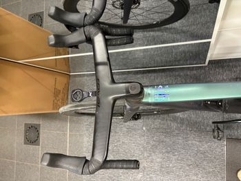 Used Specialized Allez Sprint Comp 2025 2025 Road & Gravel, Verde — image 12 of 13
