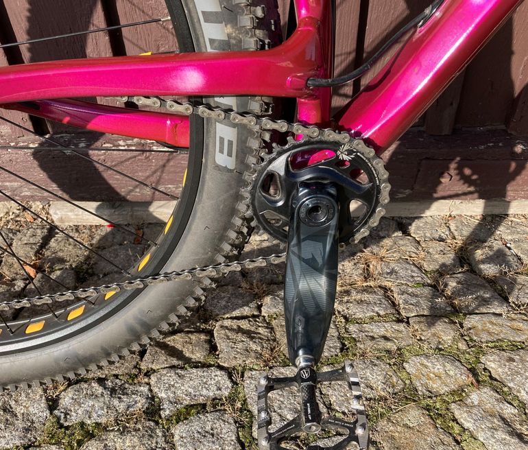 Used Trek Stache 2019 Mountainbike, Purple — image 9 of 10
