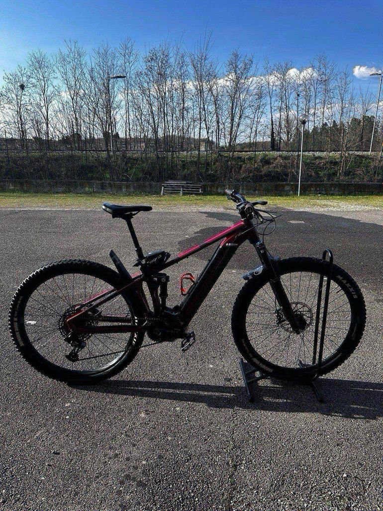 Używany Mondraker DUSK R 2022 2022 Mountainbike — zdjęcie 6 z 9