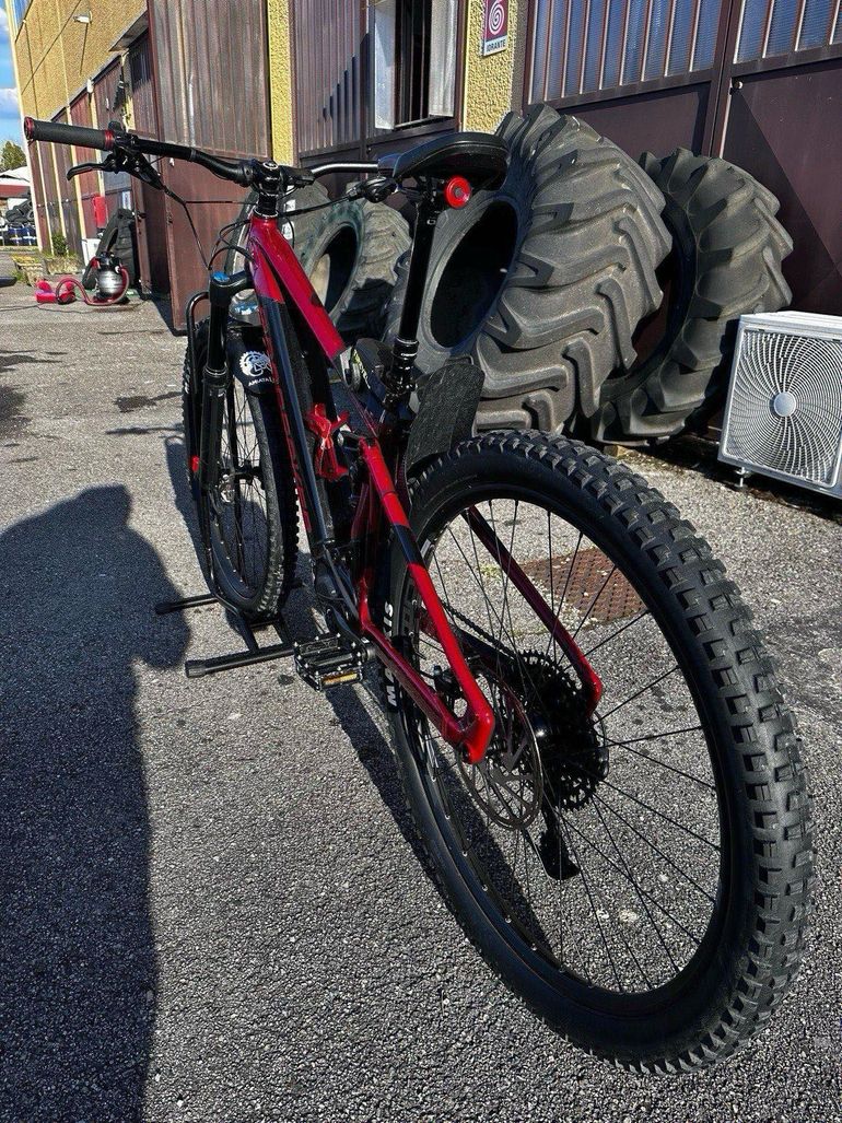 Używany Mondraker DUSK R 2022 2022 Mountainbike — zdjęcie 2 z 9