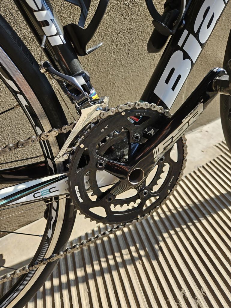Used Bianchi Intenso Ultegra 2017 2017 Road & Gravel, Schwarz — image 4 of 5