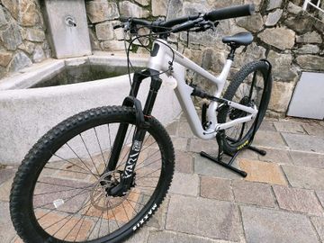 Used Cannondale Habit Waves 2021 2021 Mountainbike, Light Gray, 29 — image 2 of 5