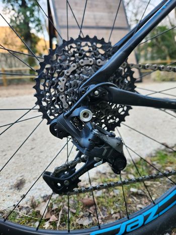 Gebrauchtes Cannondale F-Si Carbon Team 2017 2017 Mountainbike, Blau, 27.5 — Bild 4 von 9