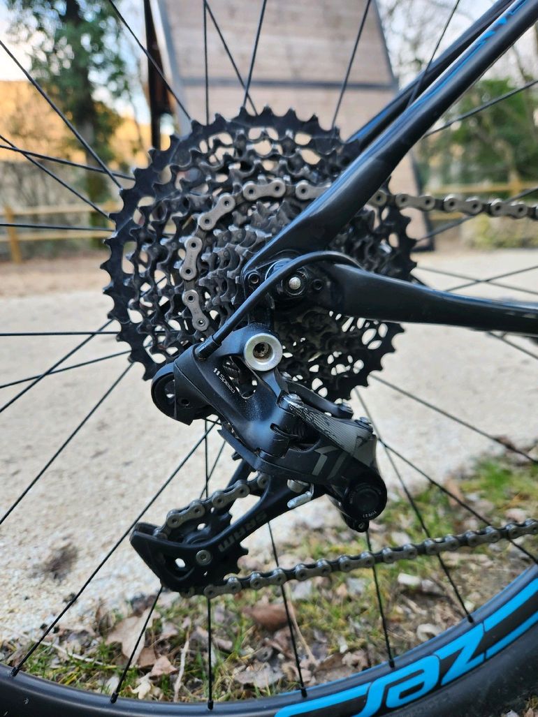 Gebrauchtes Cannondale F-Si Carbon Team 2017 2017 Mountainbike, Blau, 27.5 — Bild 4 von 9