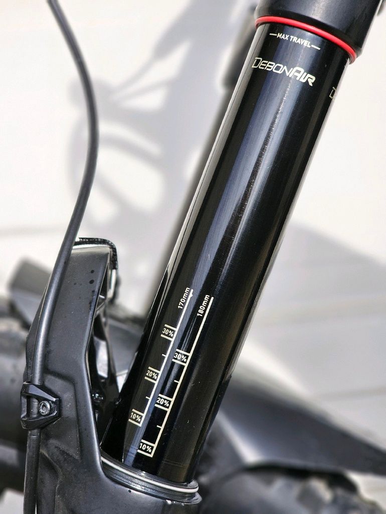 Used Giant Reign E+ 2, 2022 2022 Mountainbike, Black, Mixed — image 7 of 12