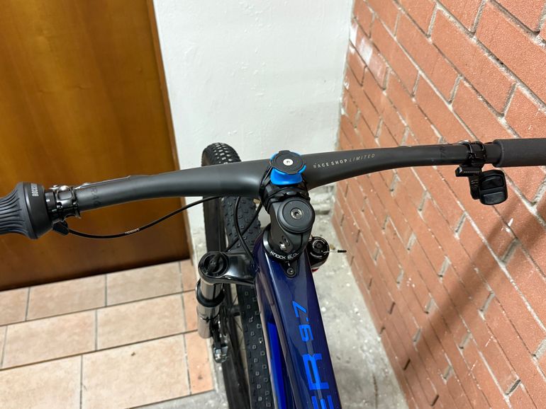 Gebrauchtes Trek Procaliber Sram Eagle Transmission GX 2024 Mountainbike, Blau — Bild 2 von 5