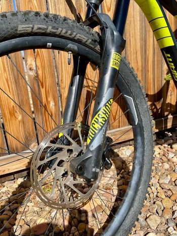 Used Giant Reign 2 2017 2017 Mountainbike, Schwarz, 27.5 — image 10 of 10