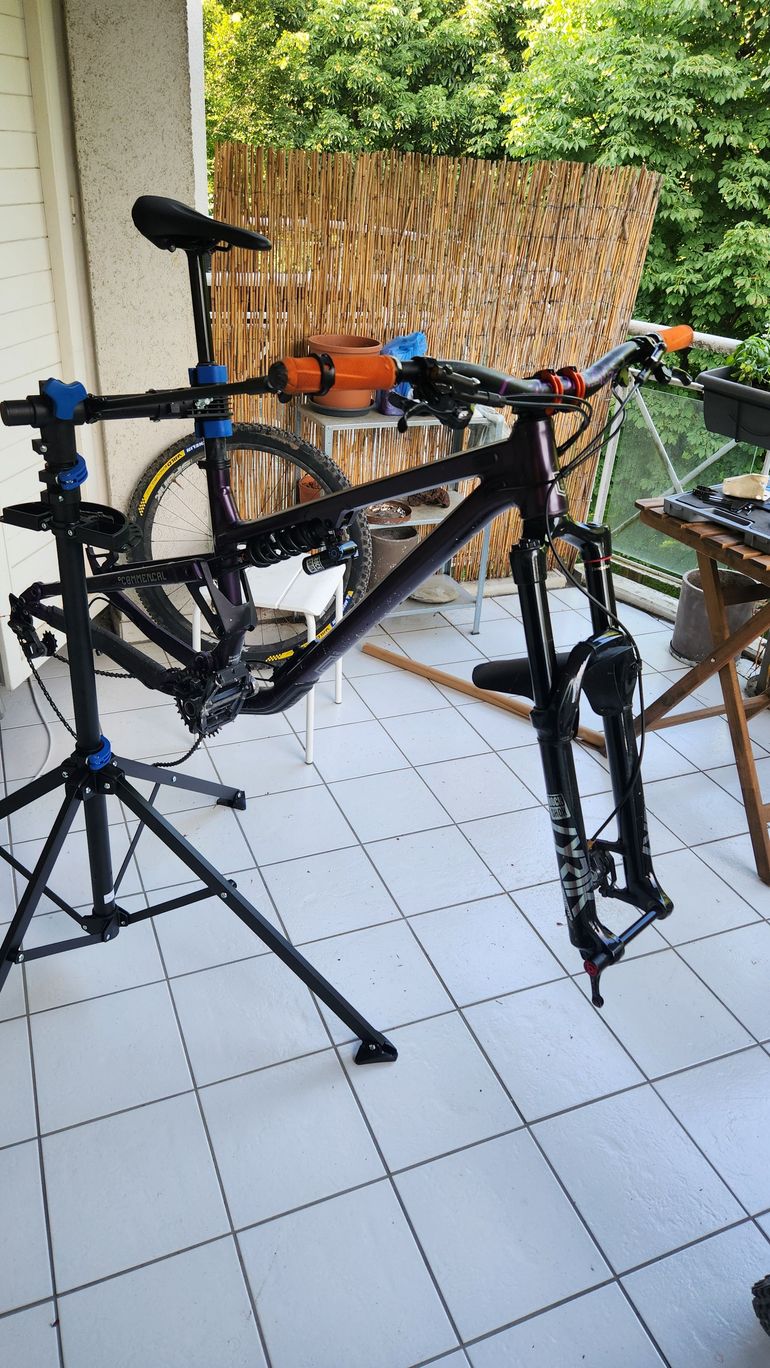 Used Commencal META TR Shimano Deore XT 2022 Mountainbike, Purple — image 12 of 14