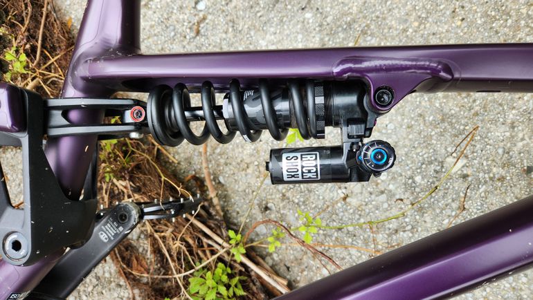Used Commencal META TR Shimano Deore XT 2022 Mountainbike, Purple — image 5 of 14