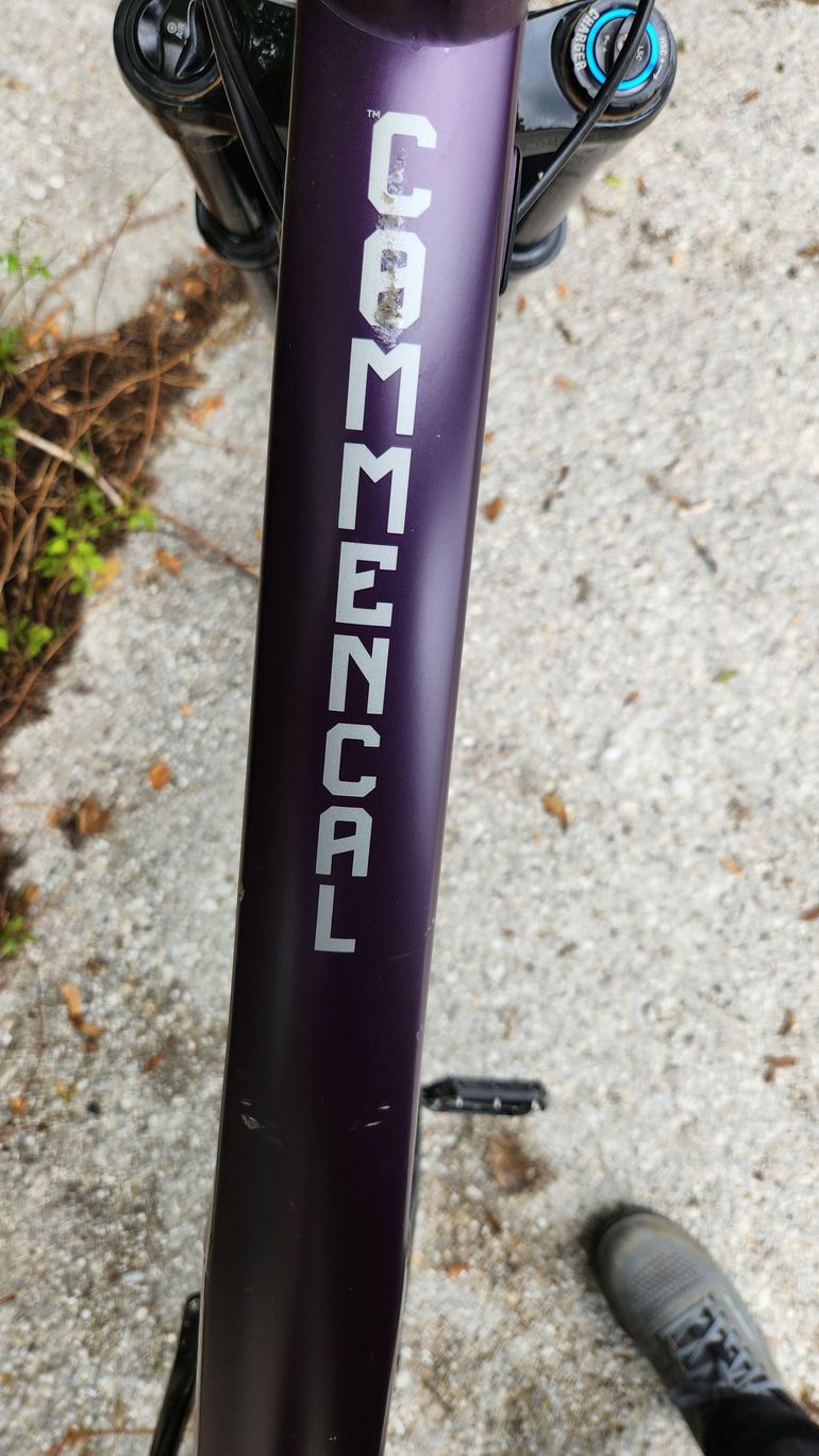 Used Commencal META TR Shimano Deore XT 2022 Mountainbike, Purple — image 6 of 14
