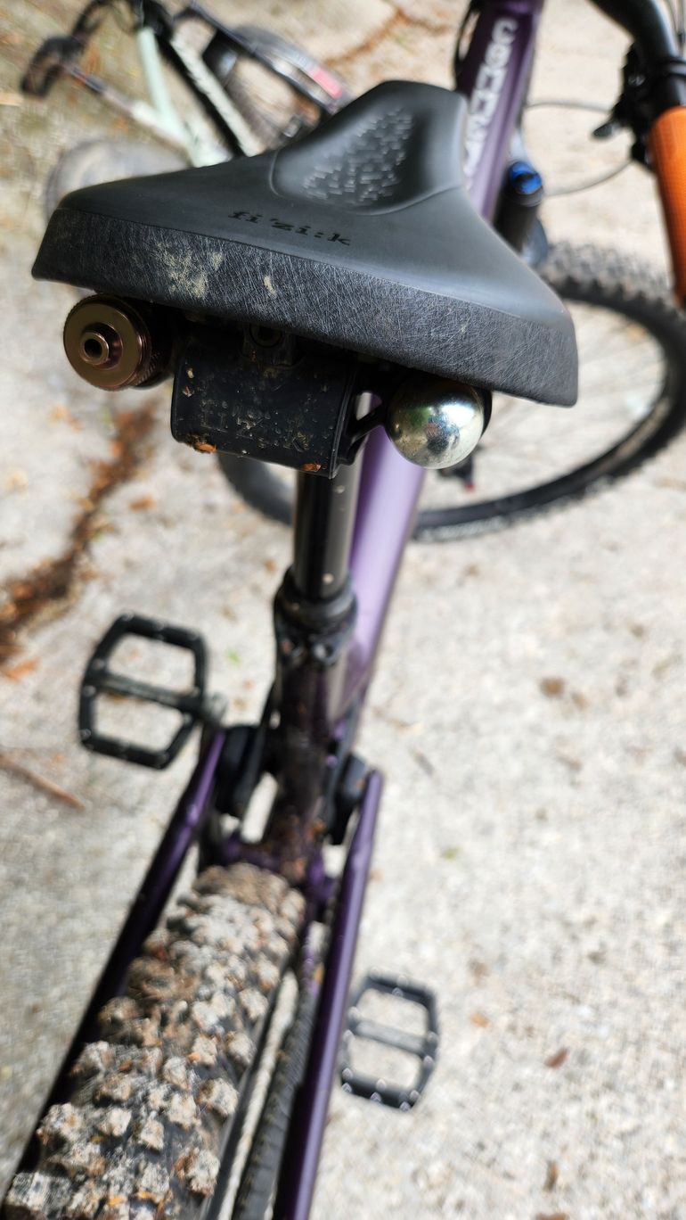 Used Commencal META TR Shimano Deore XT 2022 Mountainbike, Purple — image 8 of 14