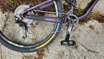Used Commencal META TR Shimano Deore XT 2022 Mountainbike, Purple — image 3 of 14