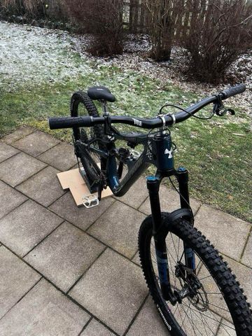 Nukeproof Mega 275 Carbon RS 2021 Frameset 2021 Mountainbike usato, Blu — immagine 3 di 4
