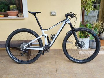 Käytetty Scott Spark RC 900 Pro 2021 2021 MTB