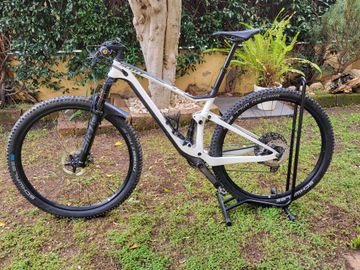 Tweedehands Scott Spark RC 900 Pro 2021 2021 Mountainbike — afbeelding 2 van 13