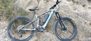 Used Focus SAM² 6.7 2020 2020 Mountainbike, Light Gray, 27.5 — image 1 of 4